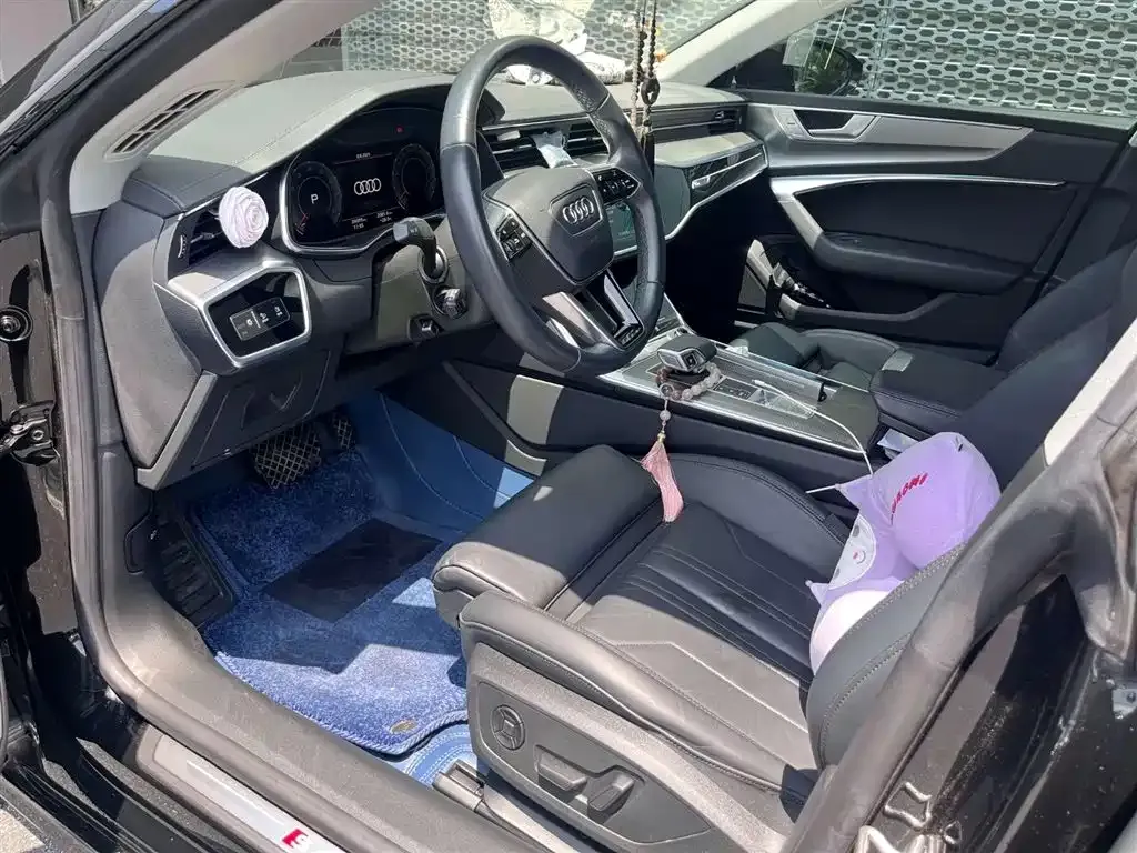 Audi A7 2024 из CN, фото 7