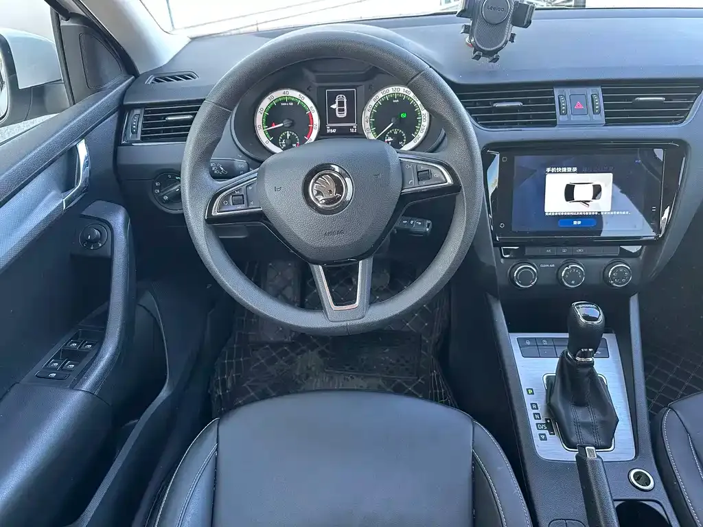 Skoda Octavia 2021 из CN, фото 2