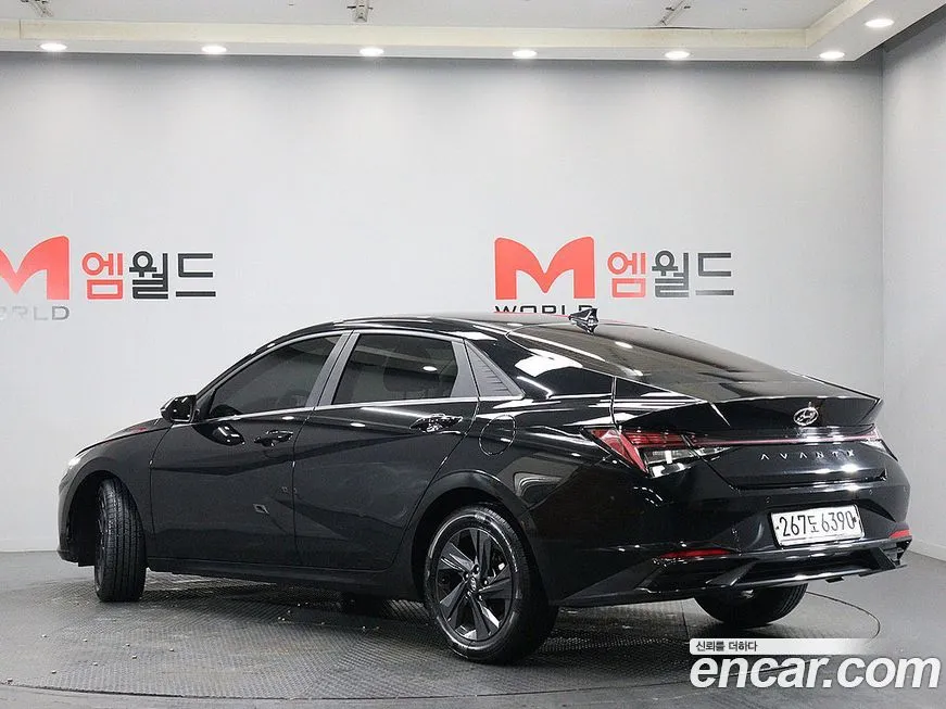 Hyundai AVANTE — фото 3