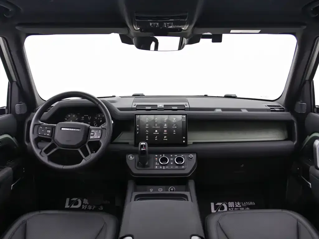 Land Rover Defender 2023 из CN, фото 3