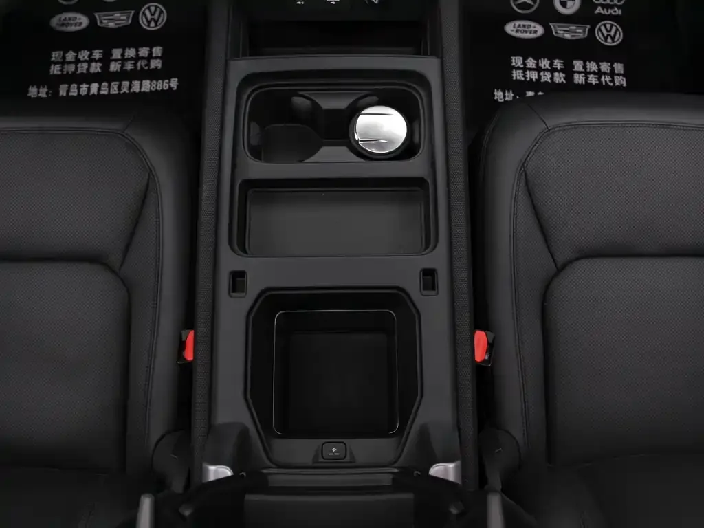 Land Rover Defender 2023 из CN, фото 5
