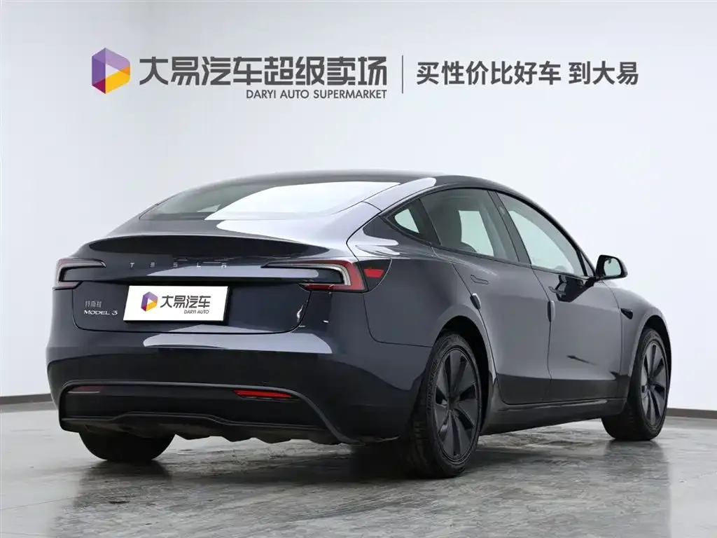 Tesla Model 3 2025 из CN, фото 3