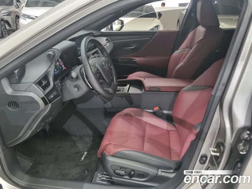Lexus ES 2025 из KR, фото 10