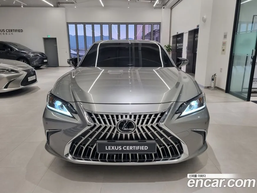 Lexus ES 2025 из KR, фото 3