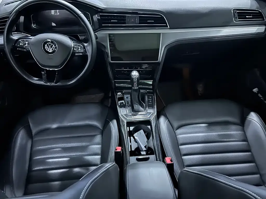 Volkswagen Lamando 2021 из CN, фото 8