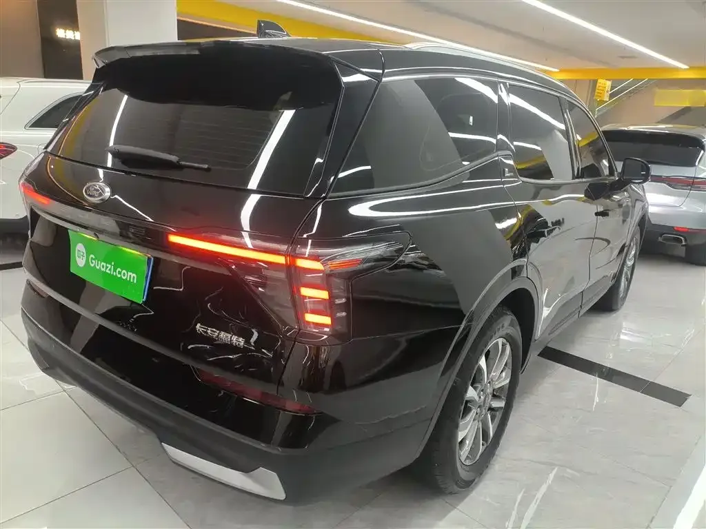 Ford Edge 2023 из CN, фото 6