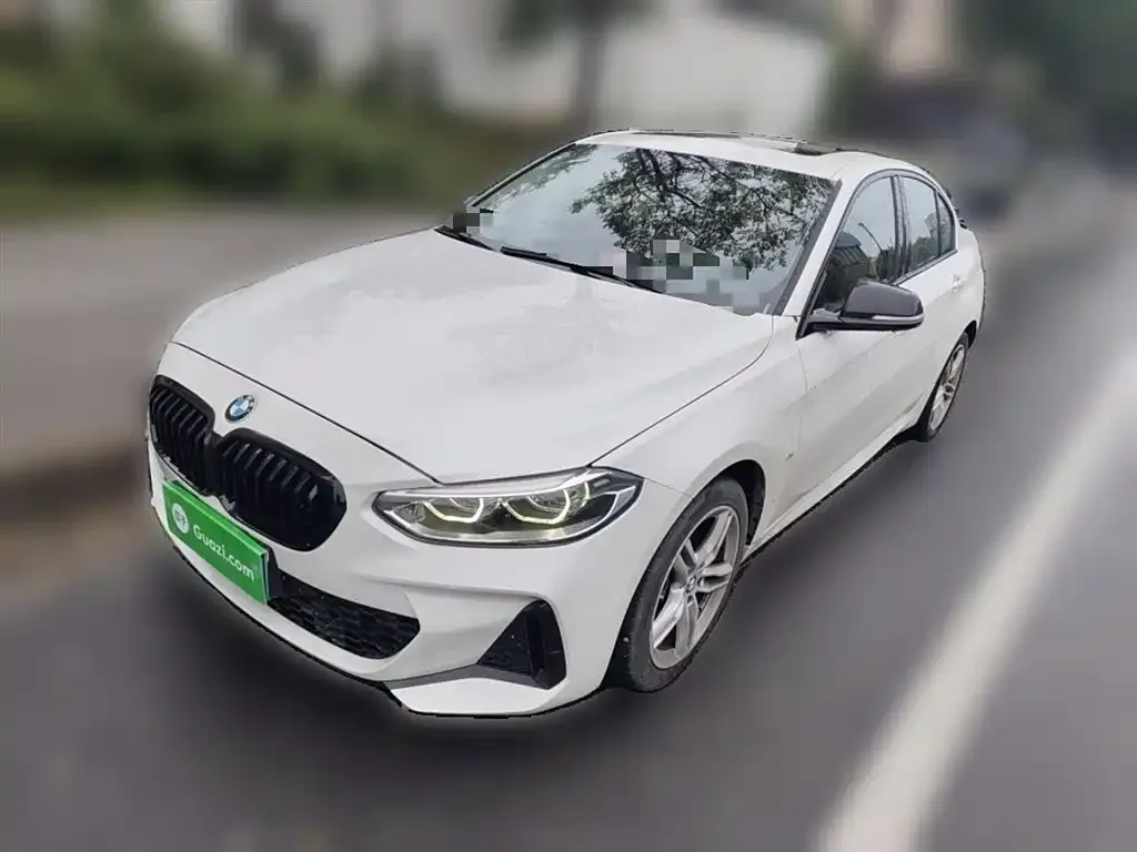 BMW 1 Series 2021 из CN, фото 1