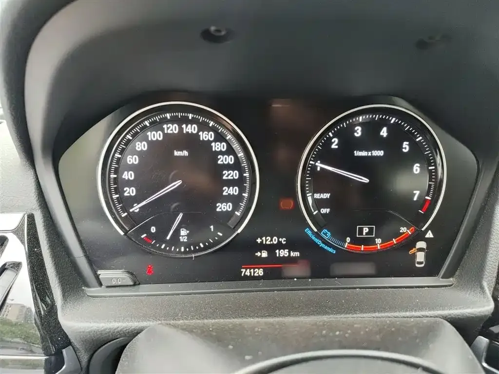 BMW 1 Series 2021 из CN, фото 4