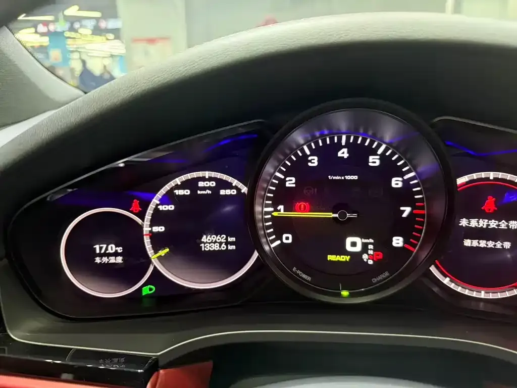 Porsche Cayenne Hybrid 2023 из CN, фото 10
