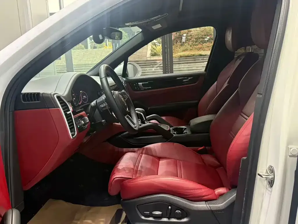 Porsche Cayenne Hybrid 2023 из CN, фото 6