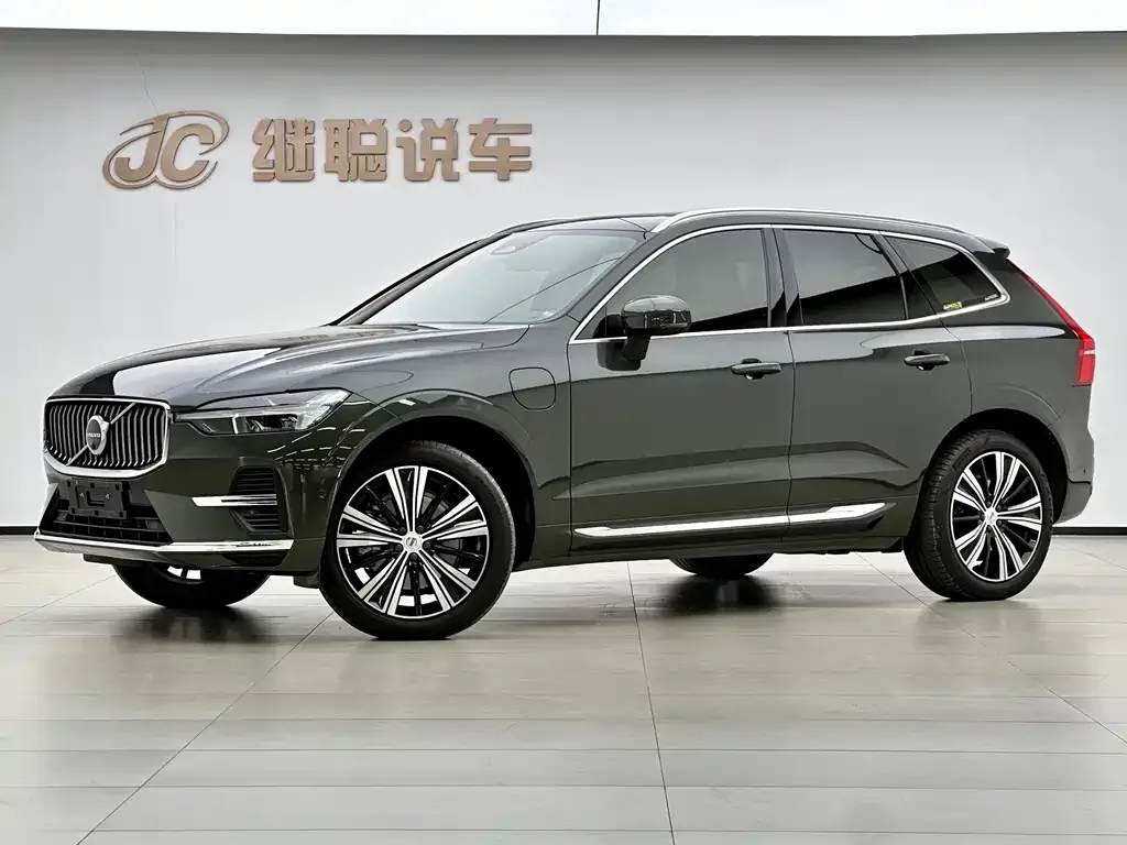 Volvo XC60 PHEV 2021 из CN, фото 1