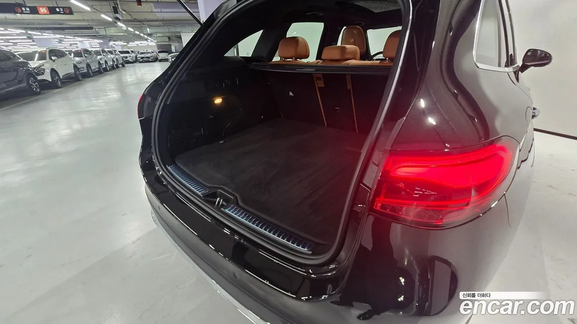 Mercedes-Benz GLE-Class — фото 10