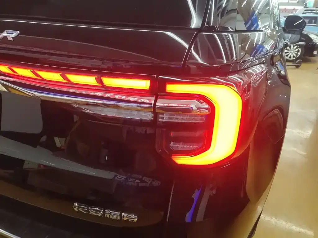 Ford Explorer 2024 из CN, фото 8