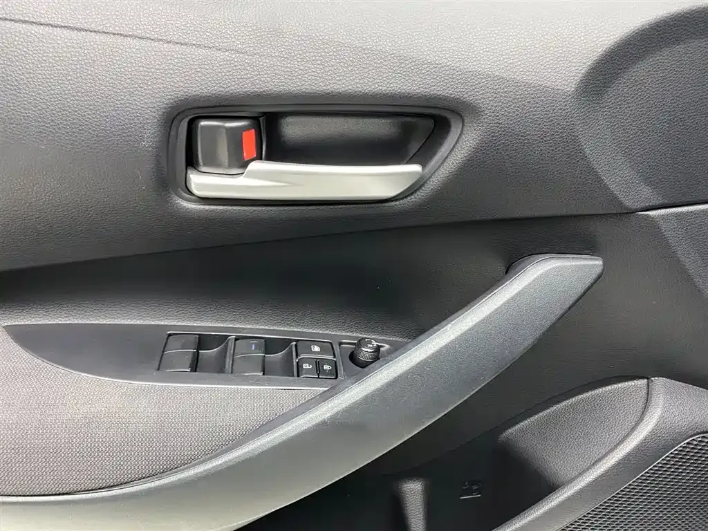 Toyota Corolla 2024 из CN, фото 7