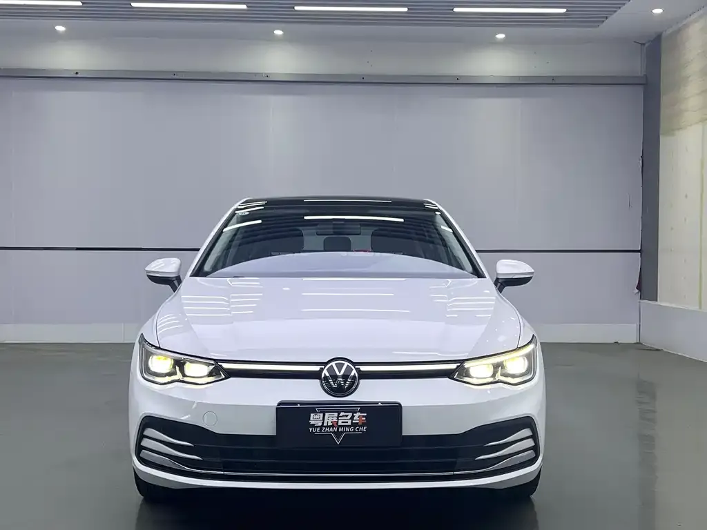 Volkswagen Golf 2022 из CN, фото 2