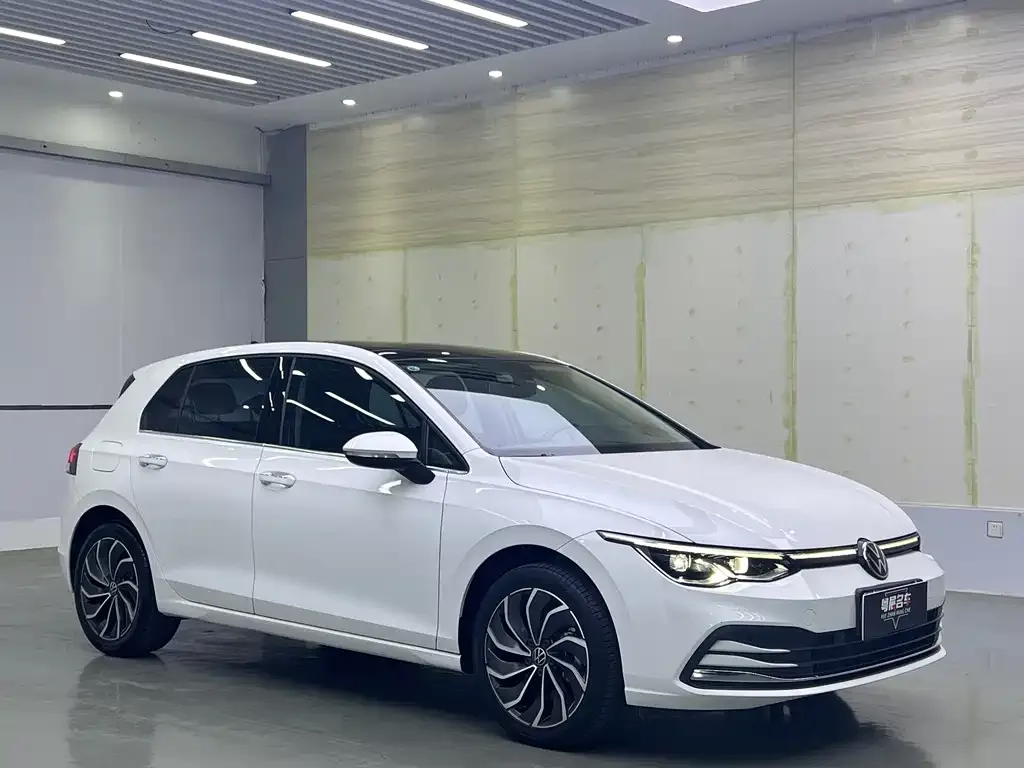Volkswagen Golf 2022 из CN, фото 3