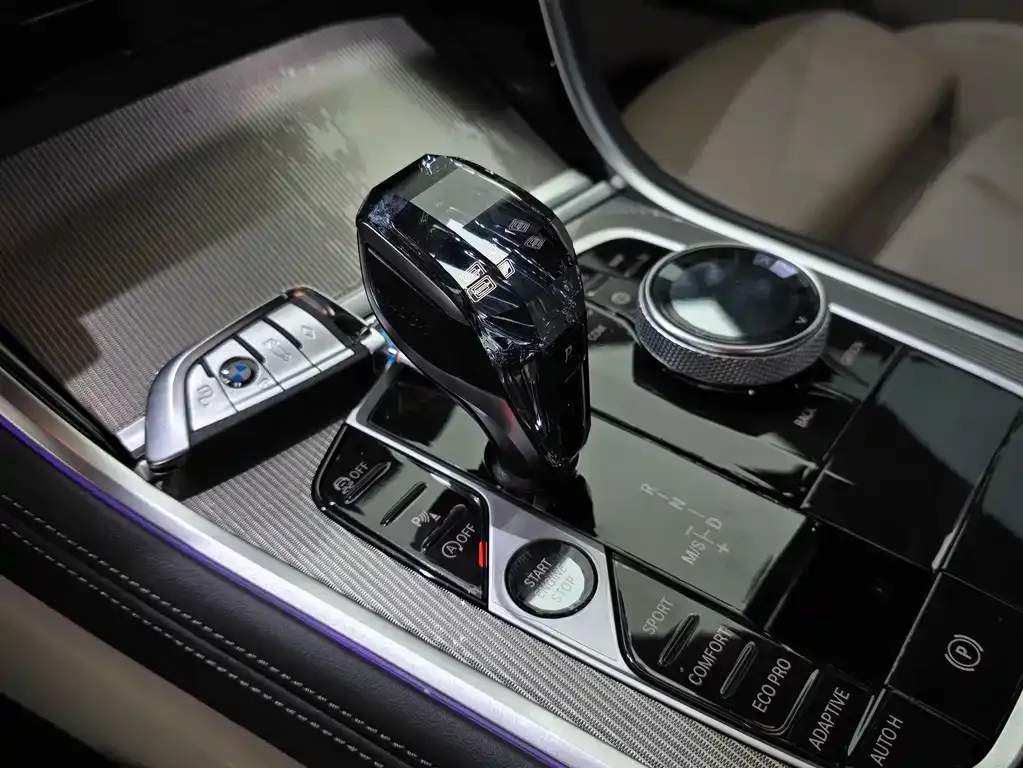 BMW 8 Series 2023 из CN, фото 6