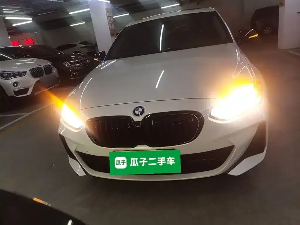 BMW 1 Series 2023 из CN, фото 3