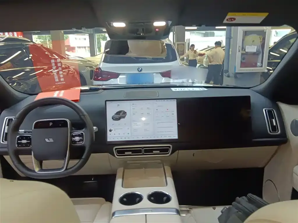 Li Auto L8 2024 из CN, фото 10