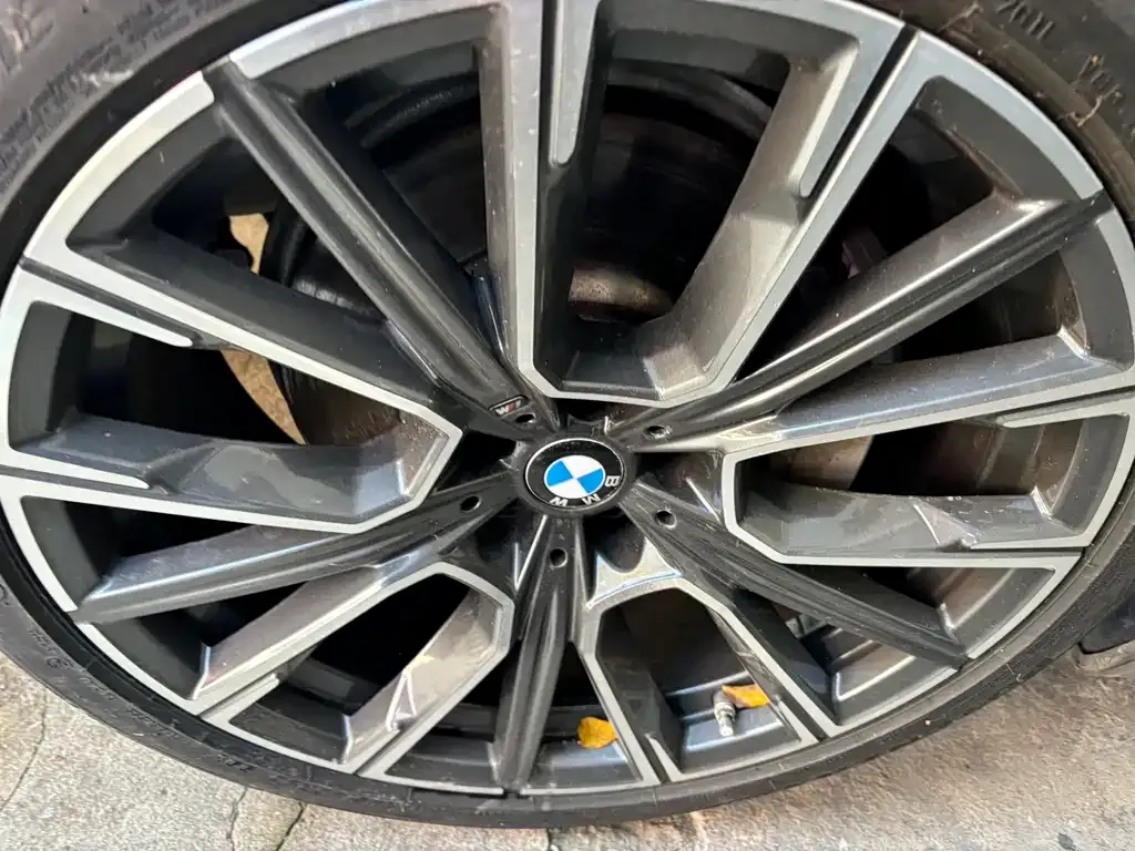 BMW 7 Series 2023 из CN, фото 3