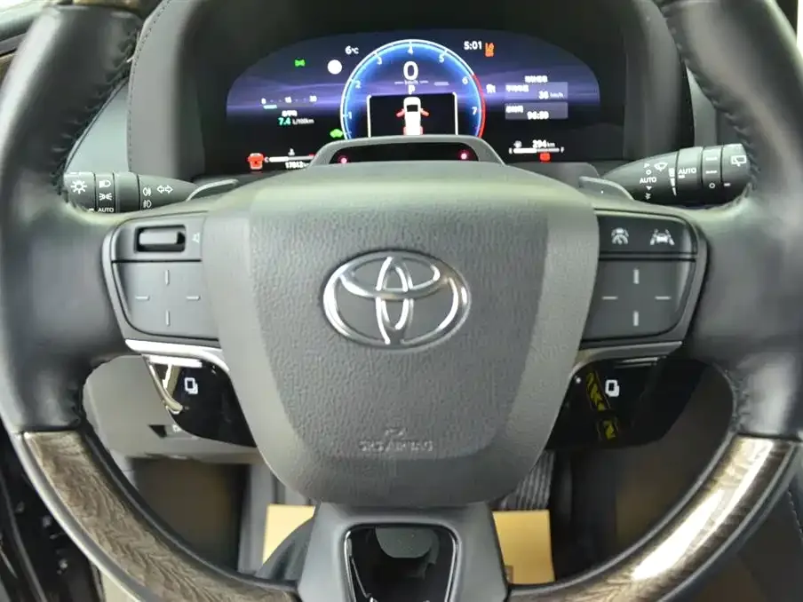 Toyota Alphard 2024 из CN, фото 8