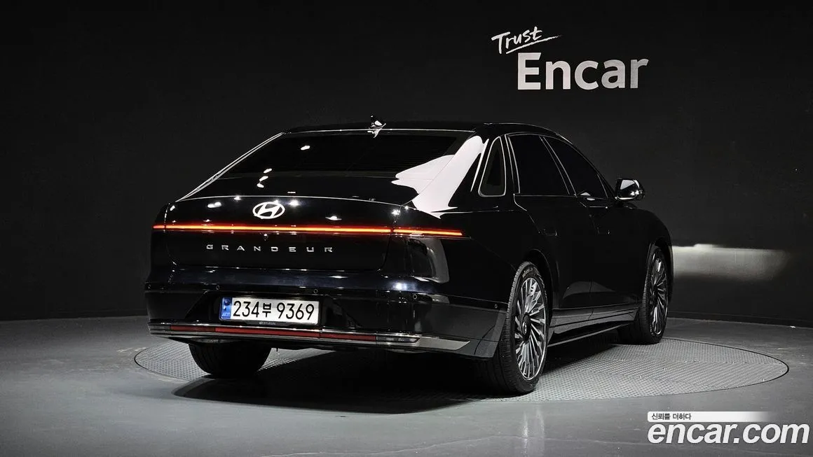 Hyundai Grandeur 2024 из KR, фото 2