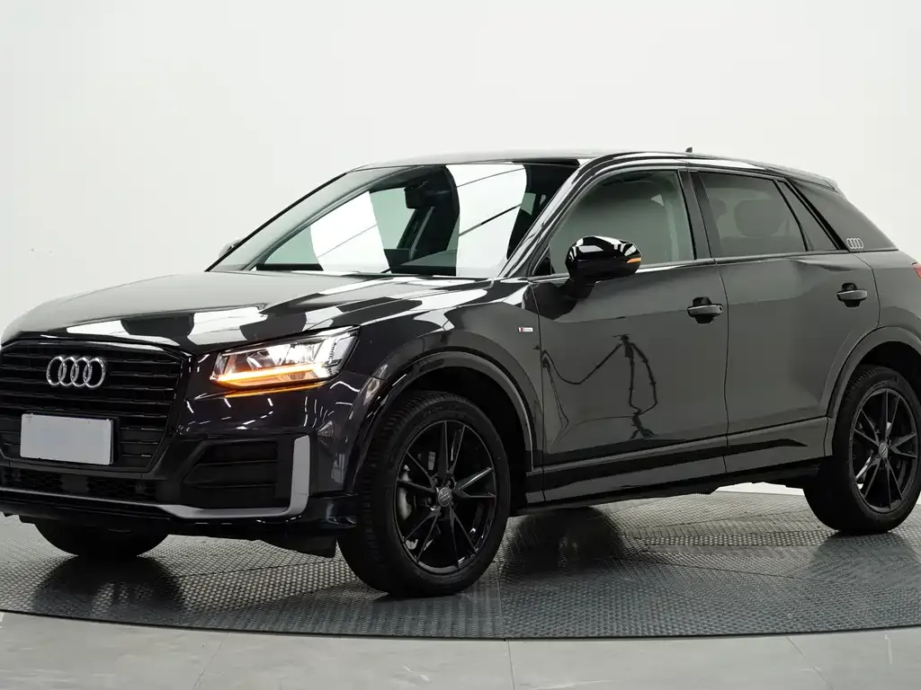 Audi Q2L 2021 из CN, фото 1