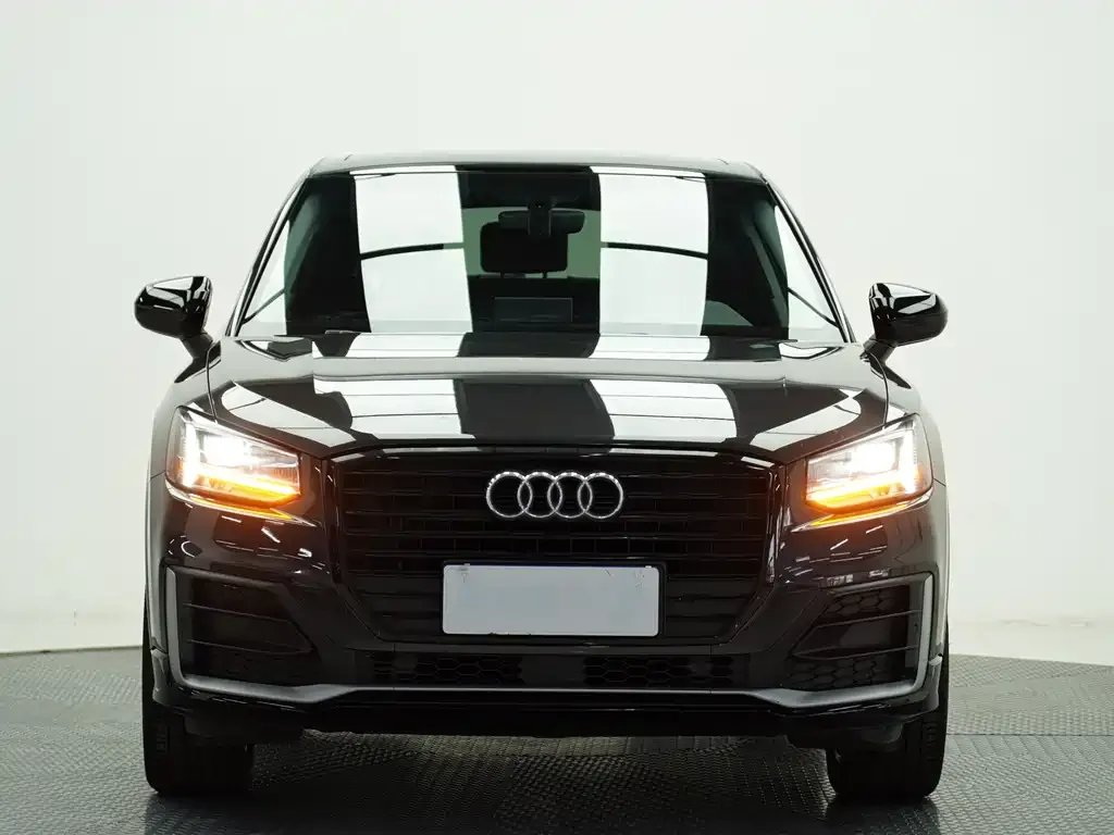 Audi Q2L 2021 из CN, фото 2