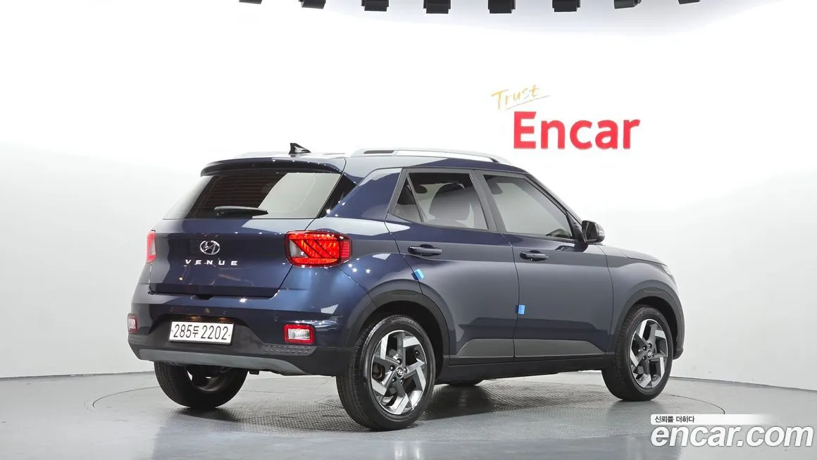 Hyundai Venue — фото 2