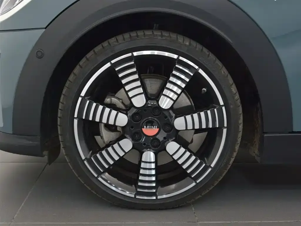MINI Cooper (3-door) 2024 из CN, фото 6