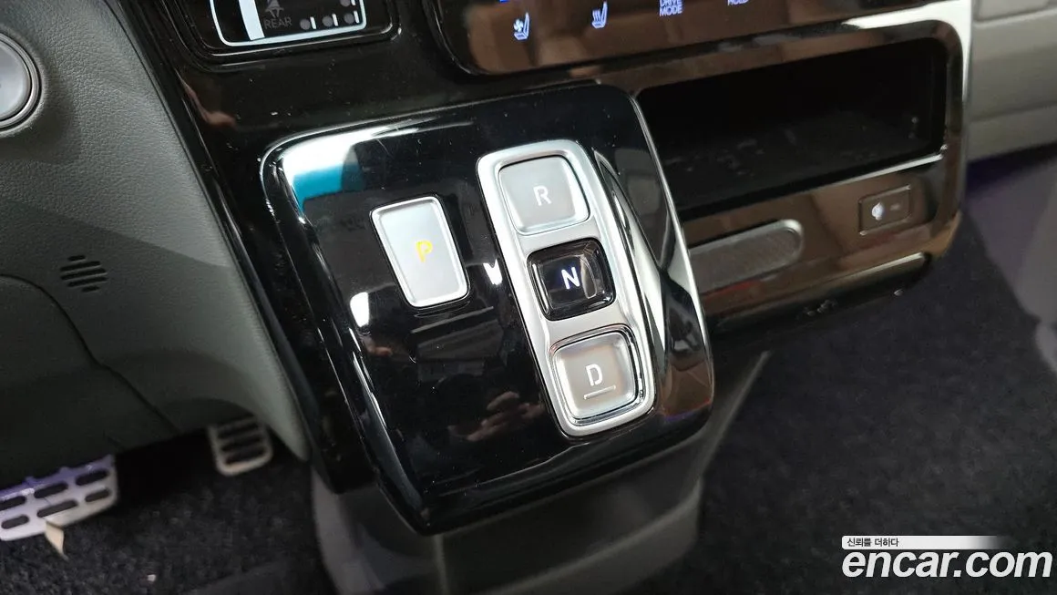 Hyundai Staria 2025 из KR, фото 9