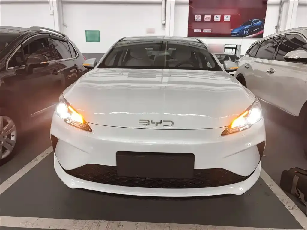 BYD Seal 05 DM-i 2025 из CN, фото 3