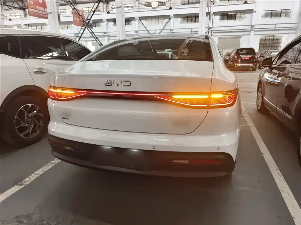 BYD Seal 05 DM-i 2025 из CN, фото 6