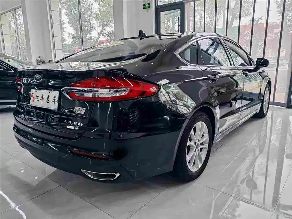 Ford Mondeo 2021 из CN, фото 4