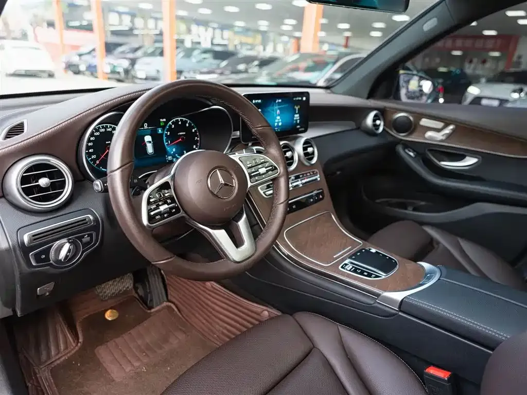 Mercedes-Benz GLC 2023 из CN, фото 9