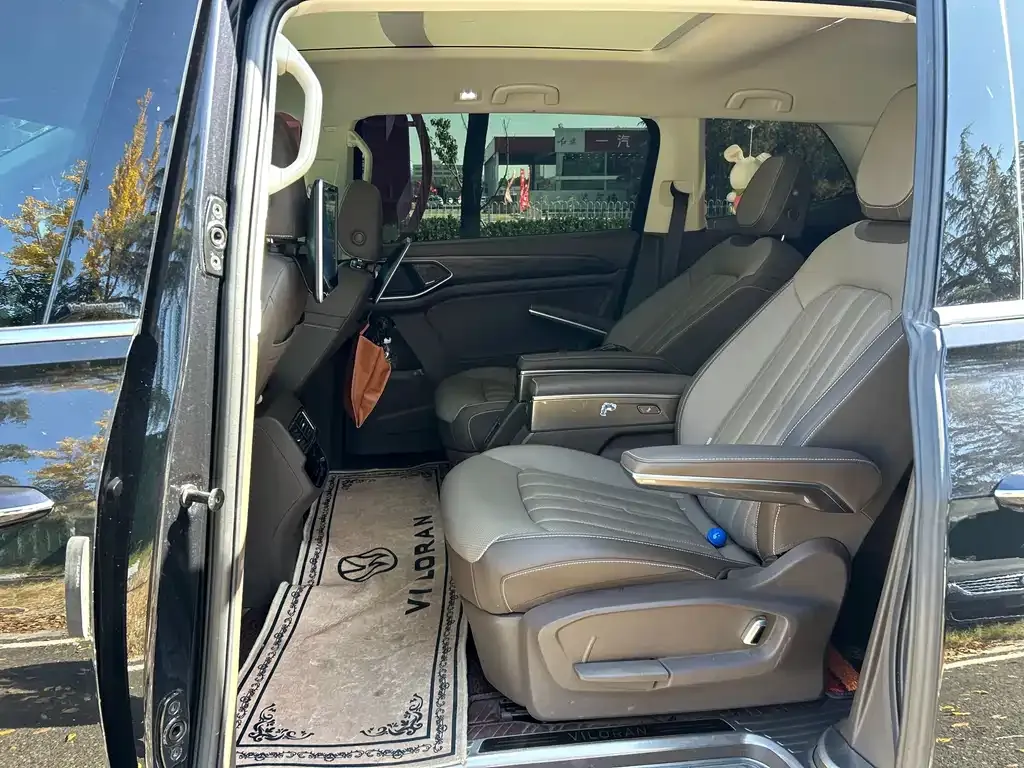 Volkswagen Viloran 2023 из CN, фото 5