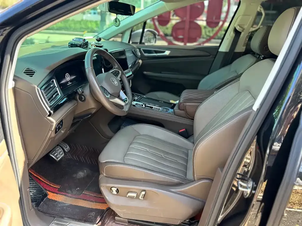 Volkswagen Viloran 2023 из CN, фото 9