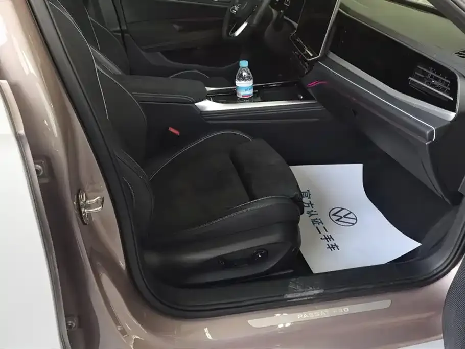 Volkswagen Passat 2024 из CN, фото 8