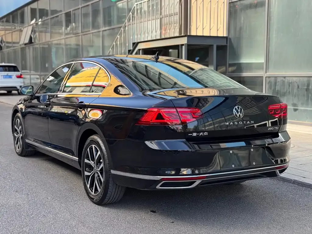 Volkswagen Magotan 2021 из CN, фото 4