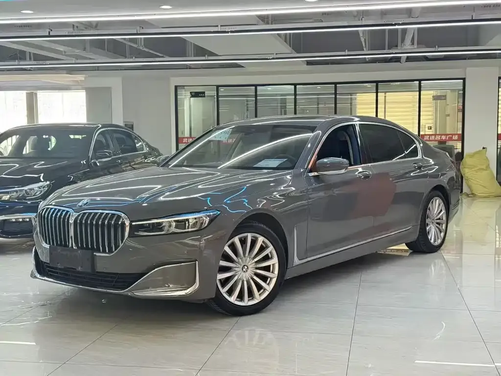BMW 7 Series 2021 из CN, фото 2