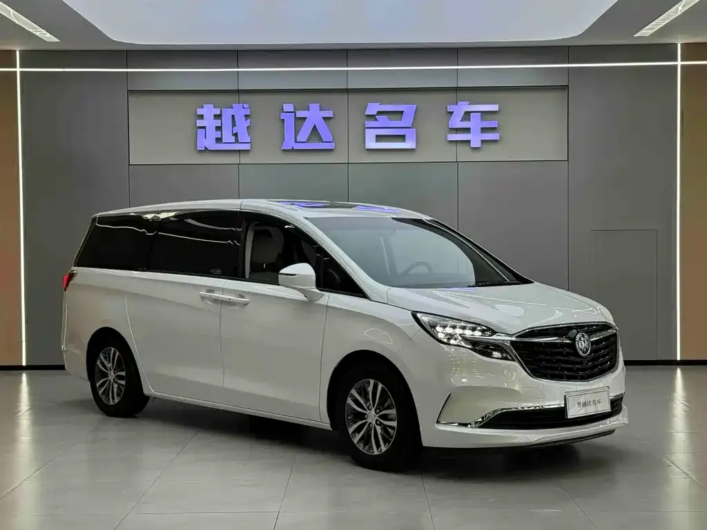 Buick GL8 2022 из CN, фото 3