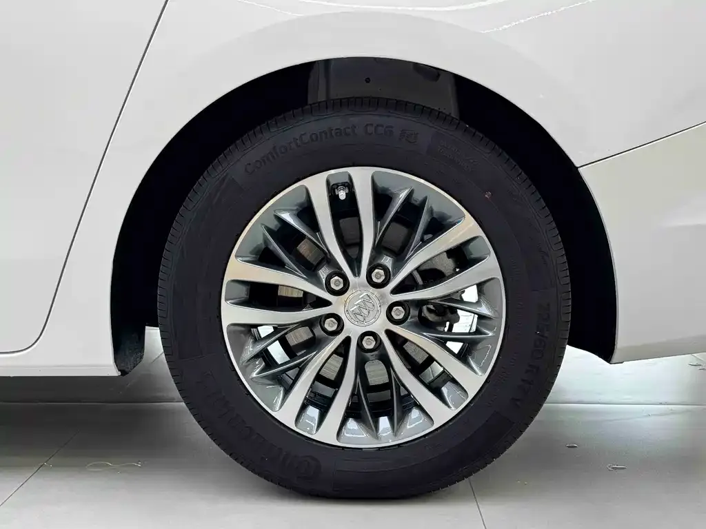 Buick GL8 2022 из CN, фото 5