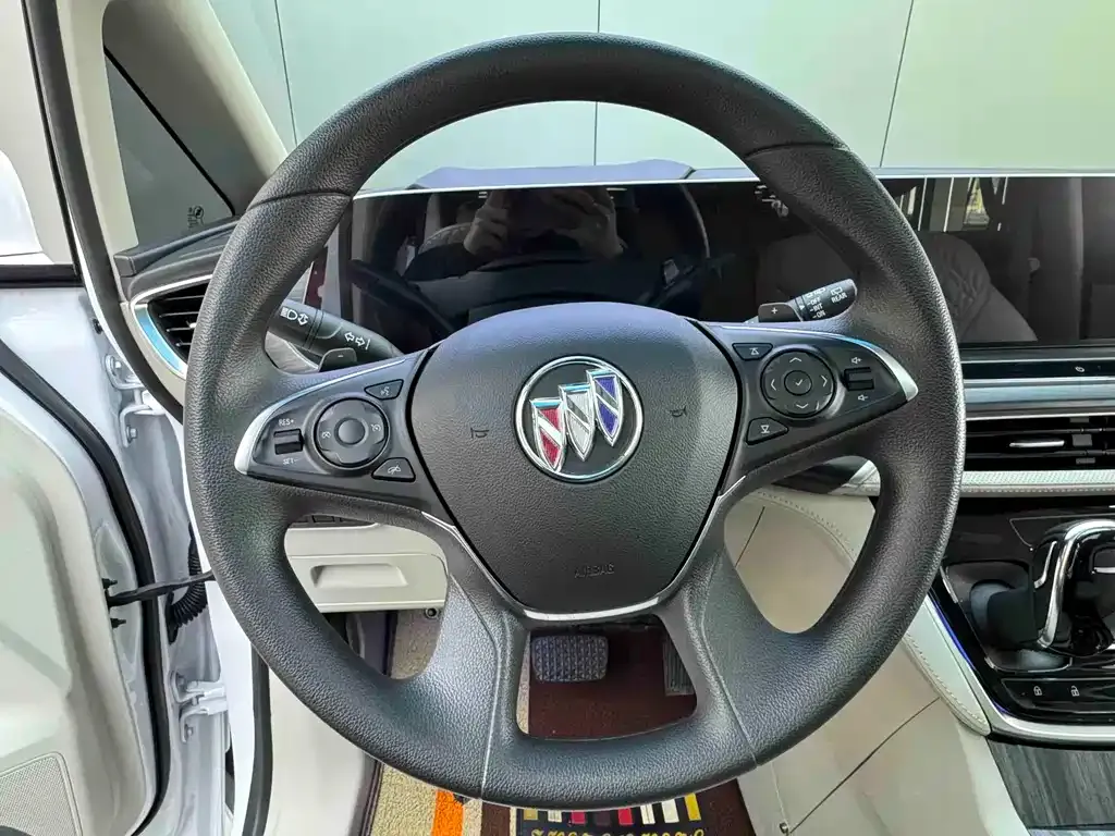 Buick GL8 2022 из CN, фото 9