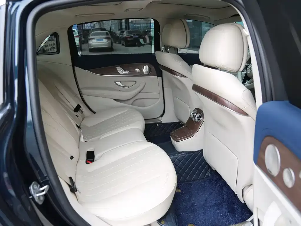Mercedes-Benz E-Class 2022 из CN, фото 5