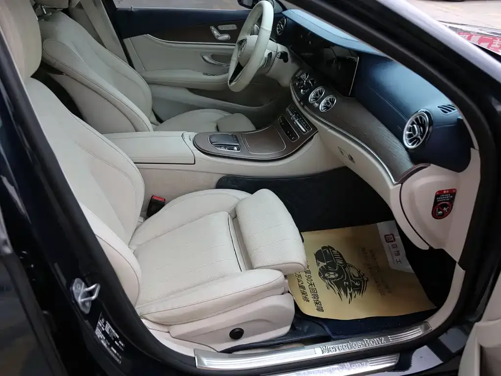 Mercedes-Benz E-Class 2022 из CN, фото 6
