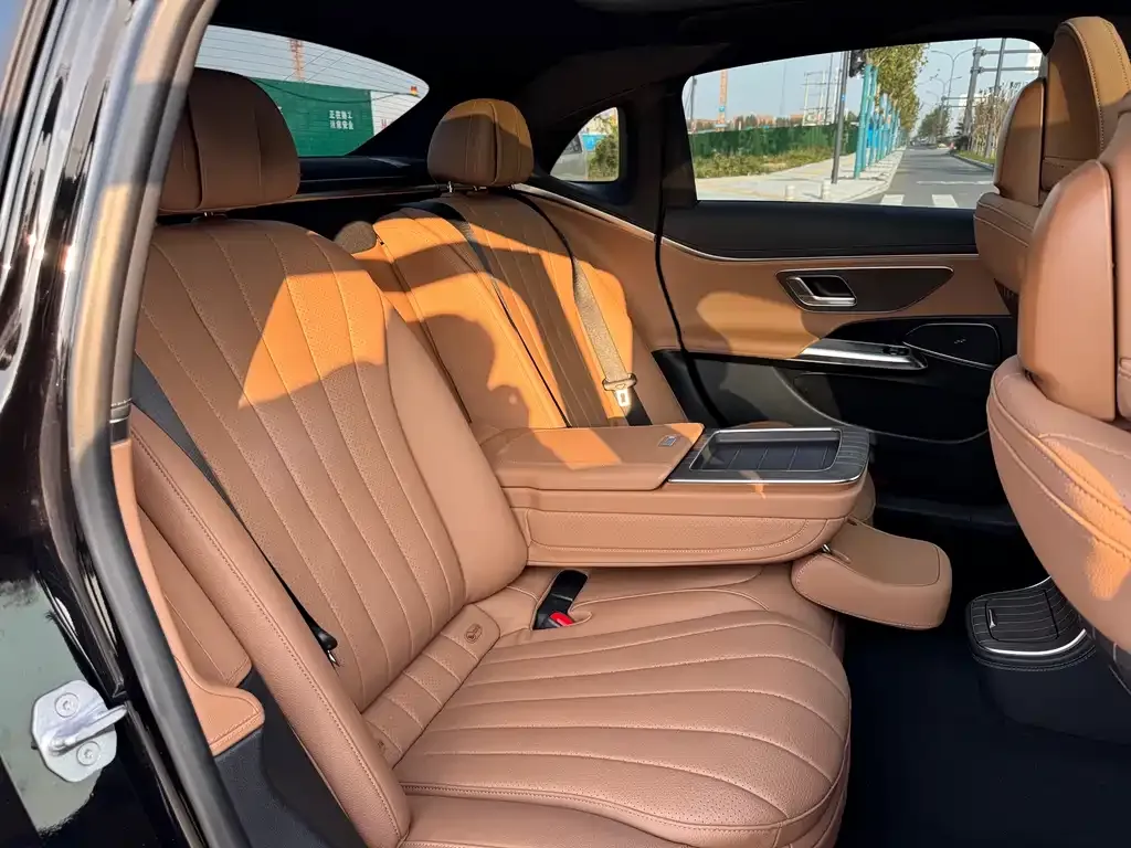 [object Object] E-Class 2024 из CN, фото 9