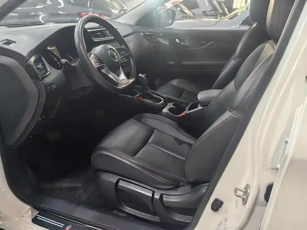 Nissan Qashqai 2023 из CN, фото 5