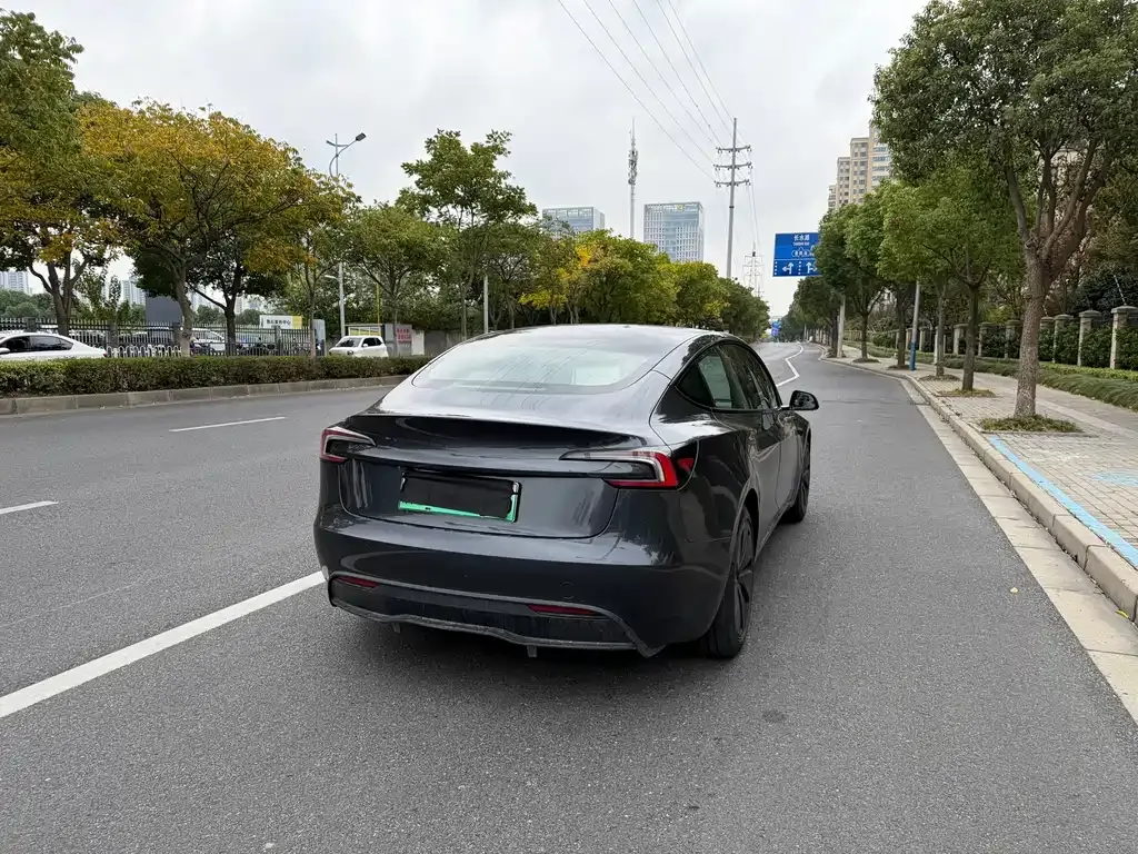 Tesla Model 3 2024 из CN, фото 4