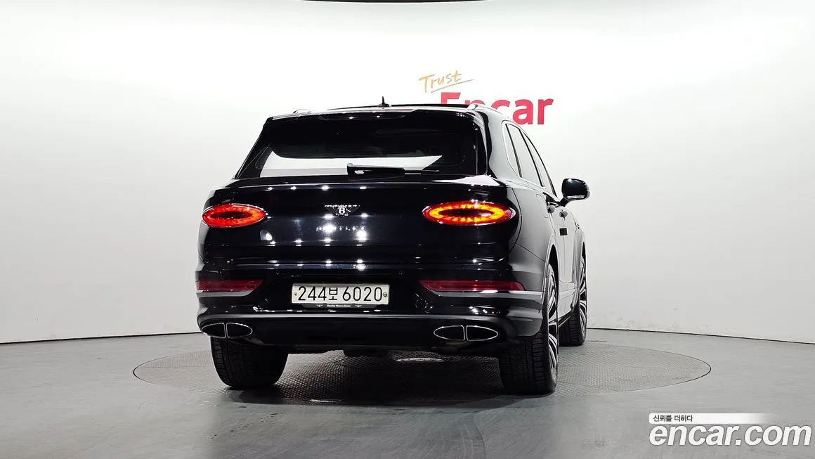 Bentley Bentayga 2023 из KR, фото 4