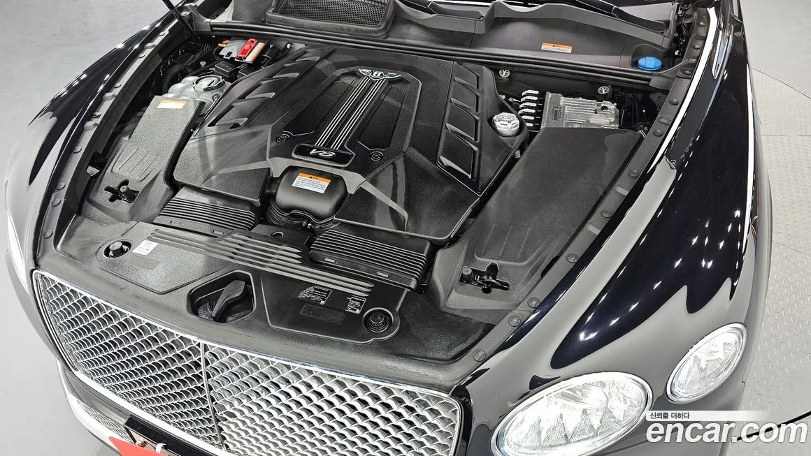 Bentley Bentayga 2023 из KR, фото 6